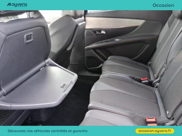 Peugeot 5008 image 1