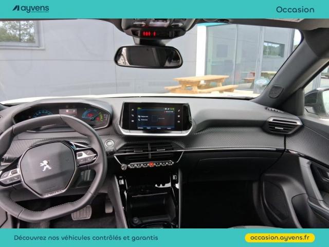 Peugeot 2008 image 2