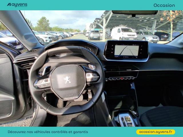 Peugeot 208 image 8
