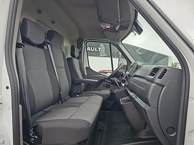 Renault Master image 3