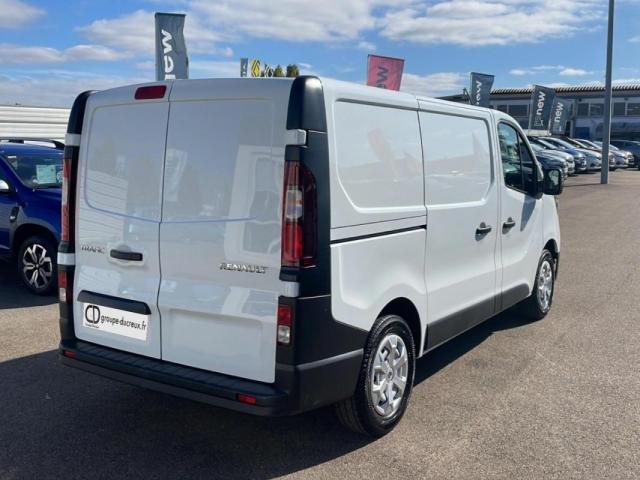 Renault Trafic image 9