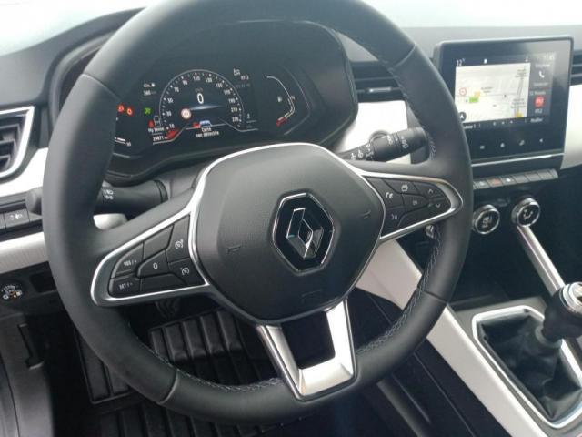 Renault Clio image 9