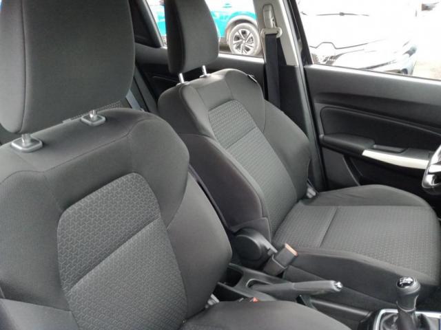 Suzuki Swift image 6