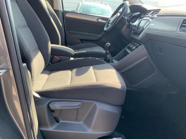 Volkswagen Touran image 9