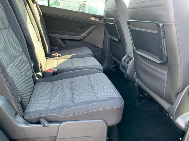 Volkswagen Touran image 1