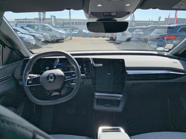 Renault Mégane E-Tech image 8