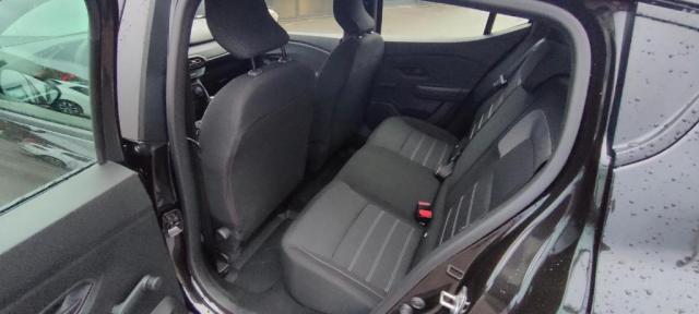 Dacia Sandero image 2