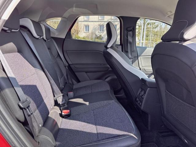 Renault Captur image 2