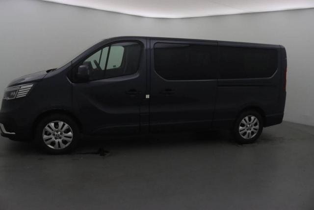 Renault Trafic image 2