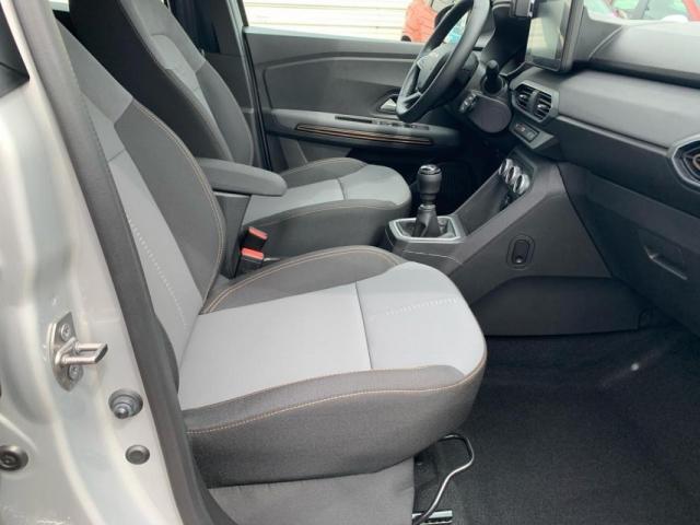 Dacia Sandero image 9