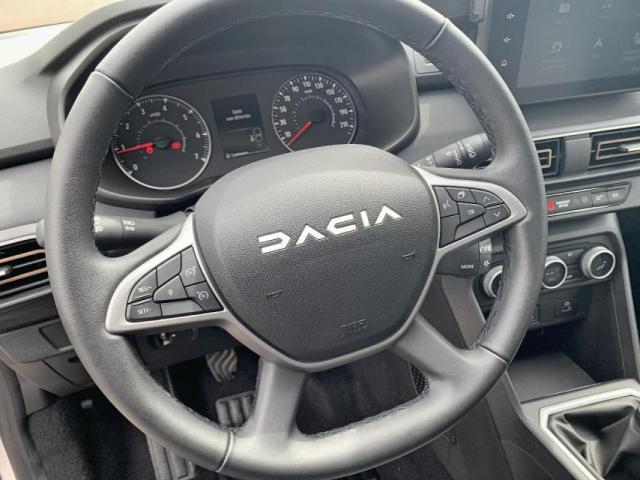 Dacia Sandero image 1
