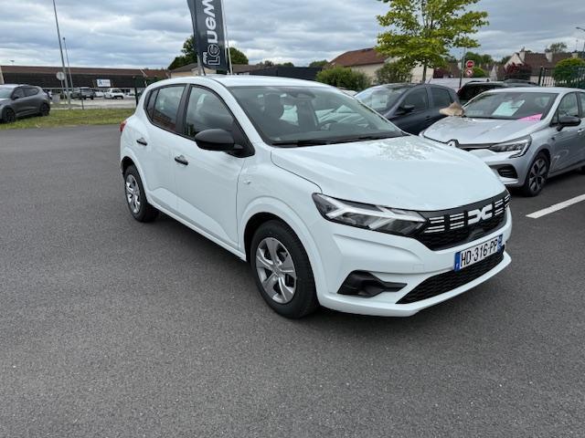 Dacia Sandero image 2