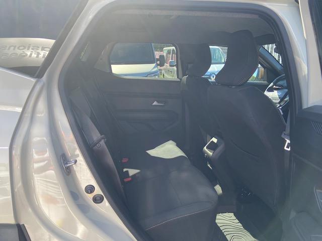 Dacia Duster image 8