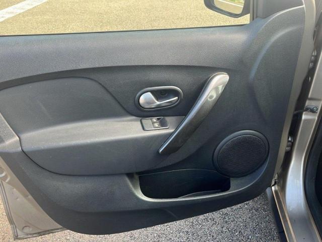 Dacia Sandero image 7
