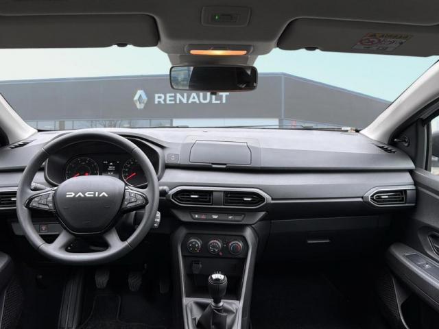 Dacia Sandero image 2