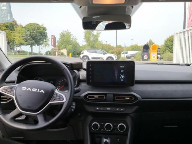 Dacia Sandero image 2