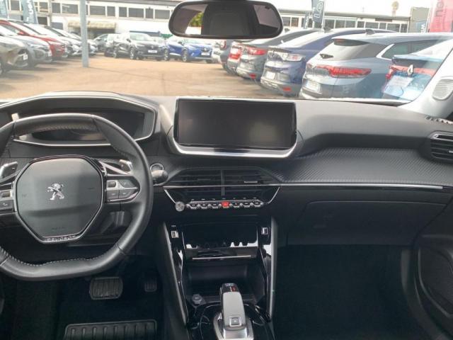 Peugeot 2008 image 7