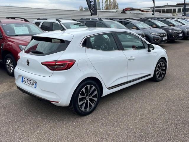 Renault Clio image 2