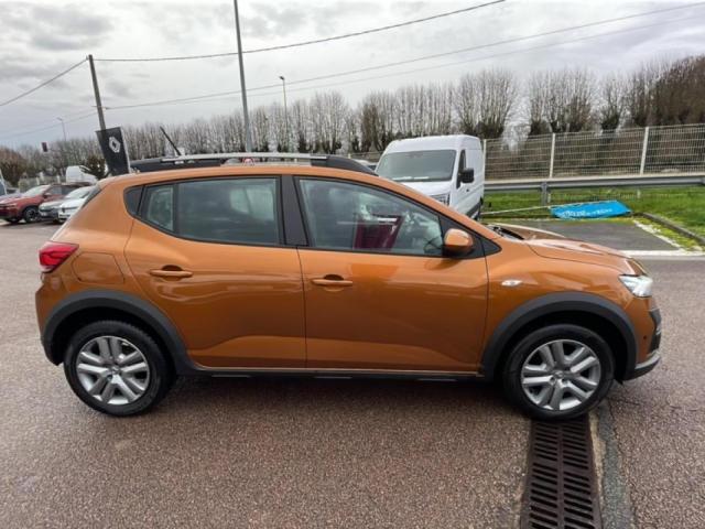 Dacia Sandero image 2