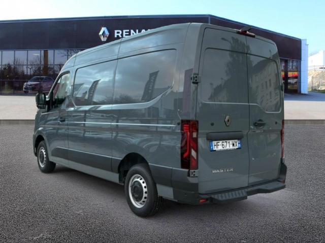 Renault Master image 8