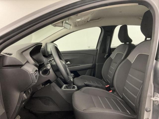 Dacia Sandero image 1