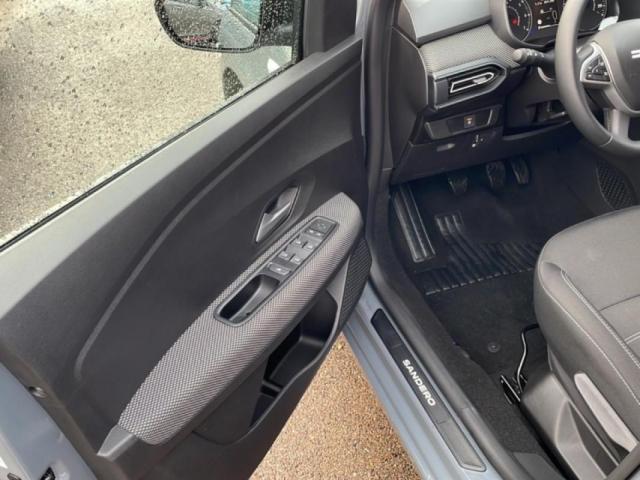 Dacia Sandero image 7