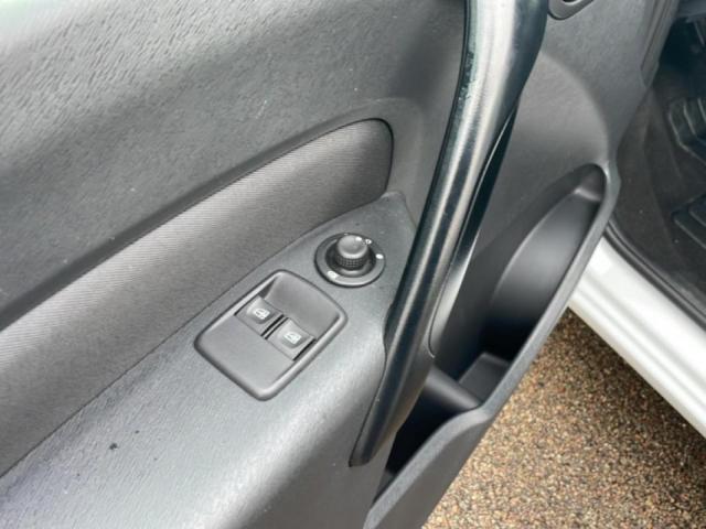 Renault Kangoo image 2