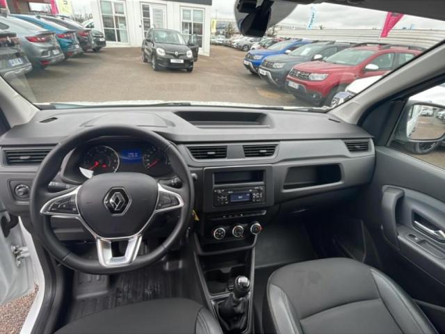 Renault Express Van image 9