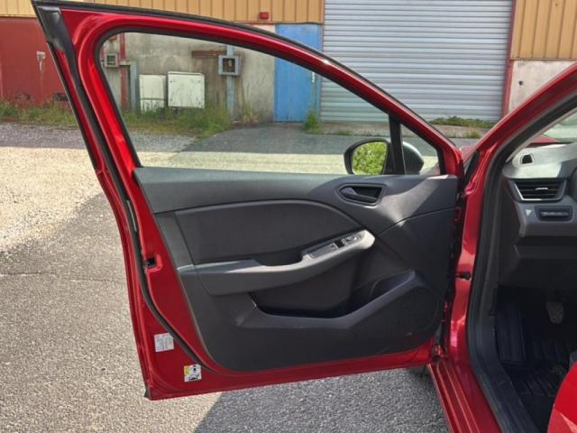 Renault Clio image 8