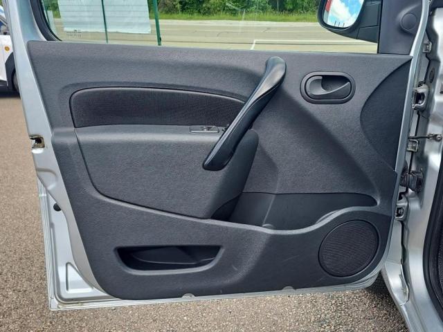 Nissan Nv250 image 7