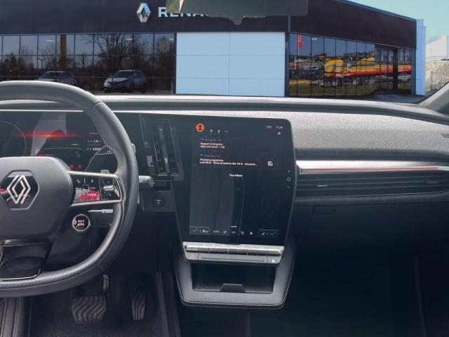 Renault Mégane E-Tech image 4