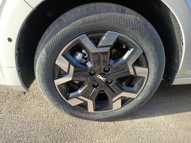 Dacia Sandero image 2