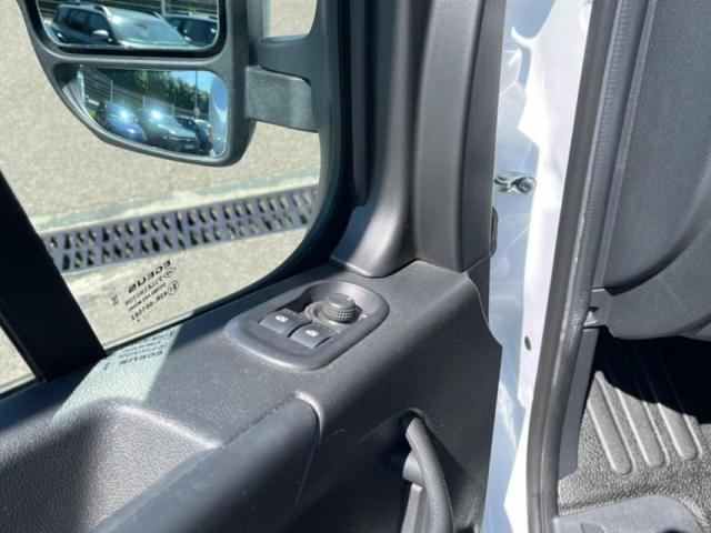 Renault Master image 7