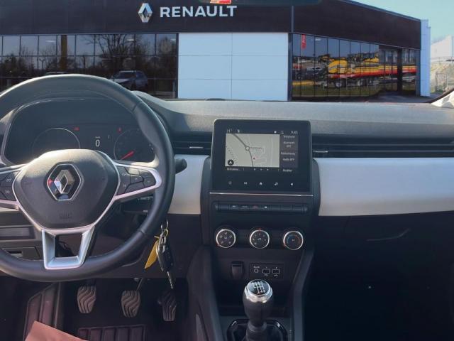 Renault Clio image 9