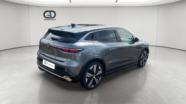 Renault Mégane E-Tech image 6