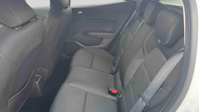 Renault Clio image 6