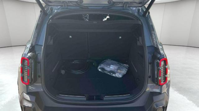 Renault R 4 image 2