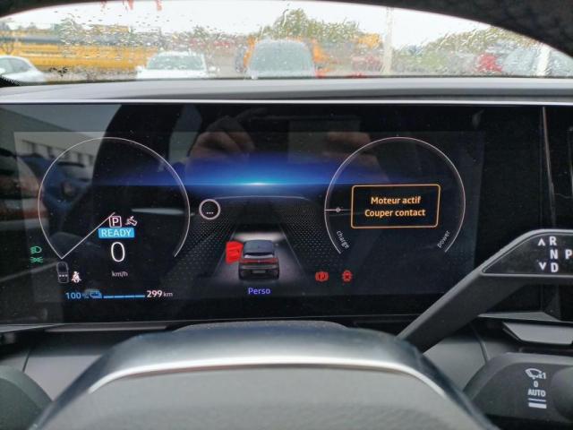 Renault Mégane E-Tech image 2