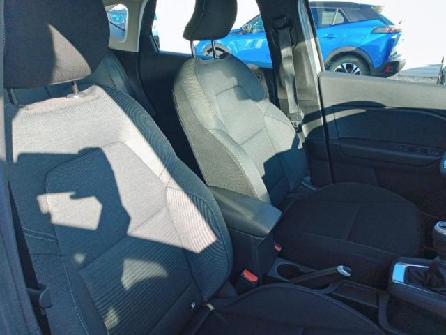 Renault Captur image 2