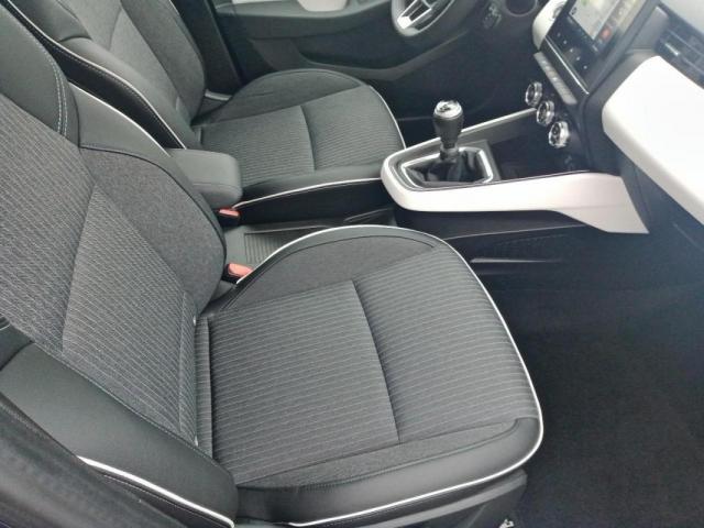 Renault Clio image 7