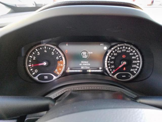 Jeep Renegade image 4