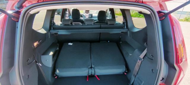 Dacia Jogger image 8