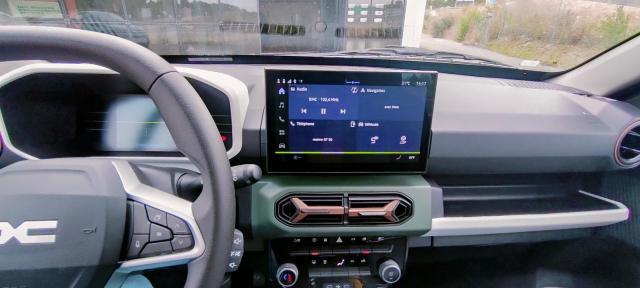 Dacia Spring image 6