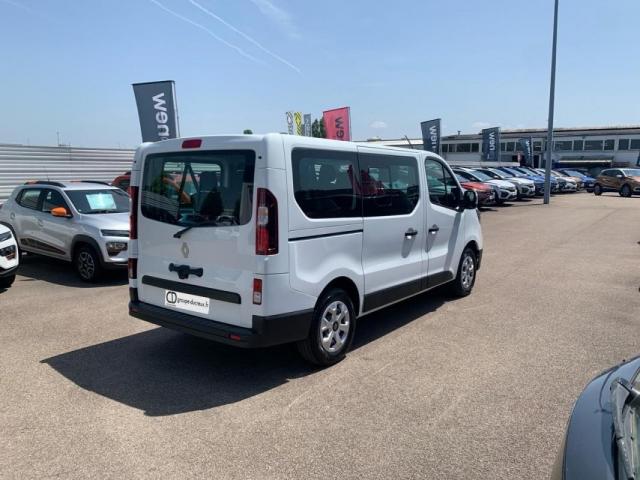 Renault Trafic image 8