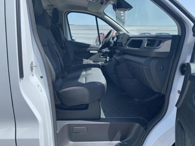 Renault Trafic image 7