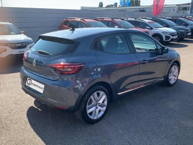 Renault Clio image 8