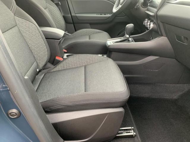 Renault Captur image 9
