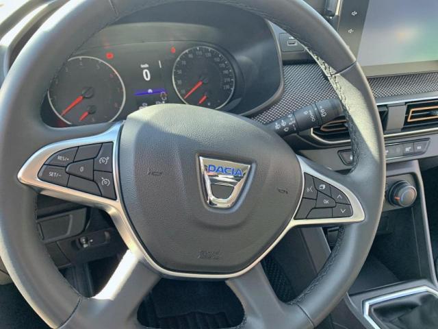 Dacia Sandero image 9