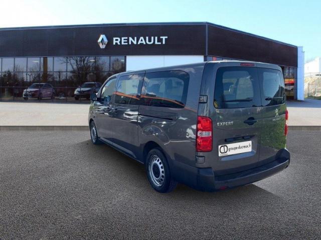 Peugeot Traveller image 1