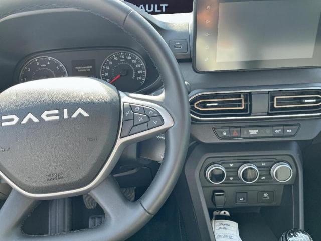 Dacia Sandero image 1